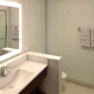 Suite Hearing Accessible Non-Smoking